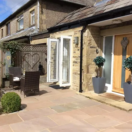 Daire Hardy Croft Hideaway