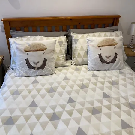 Daire Hardy Croft Hideaway